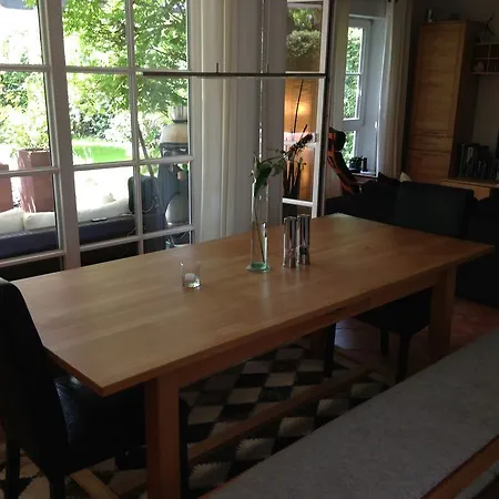 Gartenapartment Pullach شقة